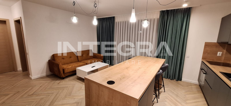 Vand Apartament Central 2 camere | Bloc Nou | La Cheie | Totul Nou