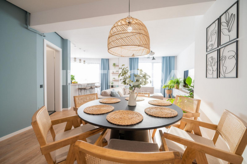 De vanzare | Apartament de lux pe 2 nivele | Panorama | Parcare Subterană 