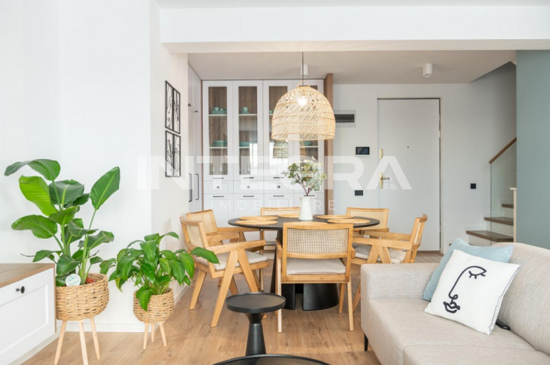 De vanzare | Apartament de lux pe 2 nivele | Panorama | Parcare Subterană 