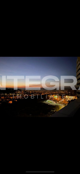 De vanzare | Apartament de lux pe 2 nivele | Panorama | Parcare Subterană 