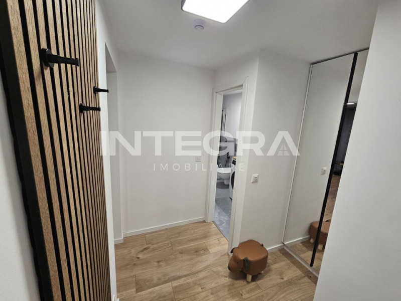 De Inchiriat Studio | Zona Buna Ziua | Curte | Parcare | Mijloace de transport