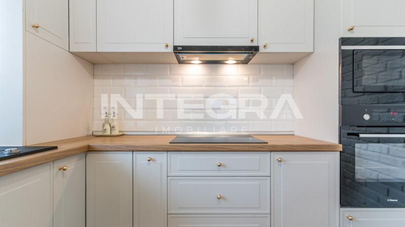 Inchiriez Apartament cu 3 Camere |  Bloc Tip Vila |  Cartier Gruia | Parcare