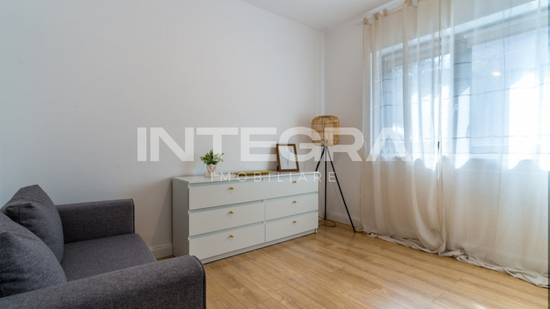 Inchiriez Apartament cu 3 Camere |  Bloc Tip Vila |  Cartier Gruia | Parcare
