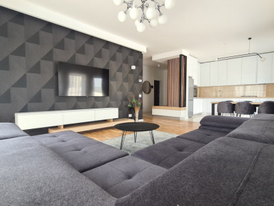 Penthouse Cu Lift Propriu, 4 Camere si Garaj Pentru Doua Masini, Buna Ziua.