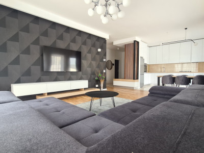Penthouse Cu Lift Propriu, 4 Camere si Garaj Pentru Doua Masini, Buna Ziua.
