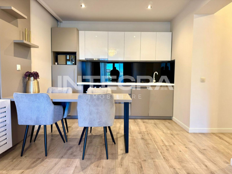 De Inchiriat | Apartament 3 camere | LUX | CENTRU | Parcare