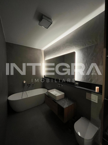 De Inchiriat | Apartament 2 Camere De LUX | Parcare Subterana