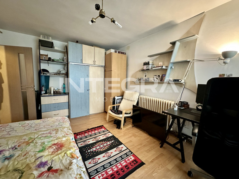 Liber din 15 Decemb. Inchiriez Garsoniera Centru - Cipariu | Titulescu 11-15 |