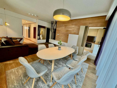 Apartament  Lux 3 Camere | 2 Parcari | Zona Verde | str. Eugen Lovinesc