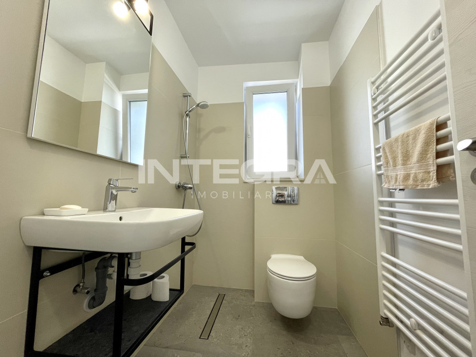 Inchiriez Apartament De Lux, 3 Camere, Strada Alecu Russo