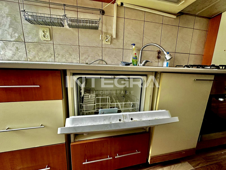 Centru | Inchiriez Apartament | 3 Camere  Strada Horea 89 | 