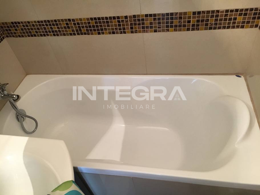 Apartament Decomandat 3 Camere 2 Balcoane | Etaj 2 | Expunere S-V Str. Mehedinti