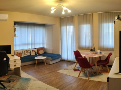 Apartament 2 Camere | 2 Baclaone, Etaj 2/3 | Dâmbul Rotund | Parcare Proprie