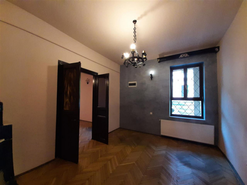 Spatiu Pentru Birouri cu 4 Camere 80mp! Zona Centrala Calea Dorobantilor!