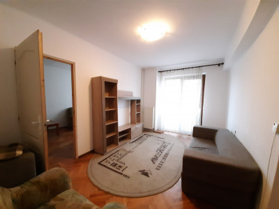 Apartament cu 2 Camere, Central, Zona P-ta Mihai Viteazul