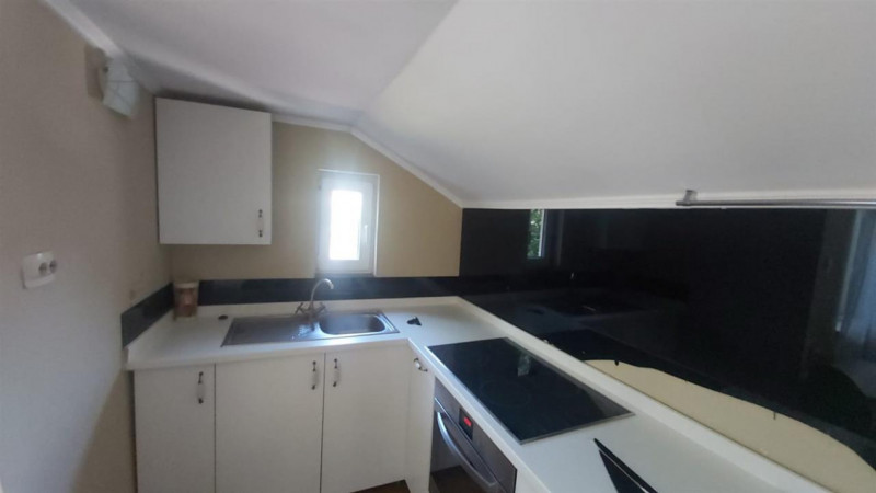 Vila pe 2 Nivele 2 Dormitoare Plus Living Parcare in Curte Zona Someseni