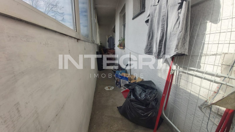 Vand Apartament 2 Camere Decomandat, Etaj Intermediar, Zona Manastur