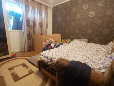 Vand 2 Camere Decomandate cu Boxa si 2 Balcoane, Manastur