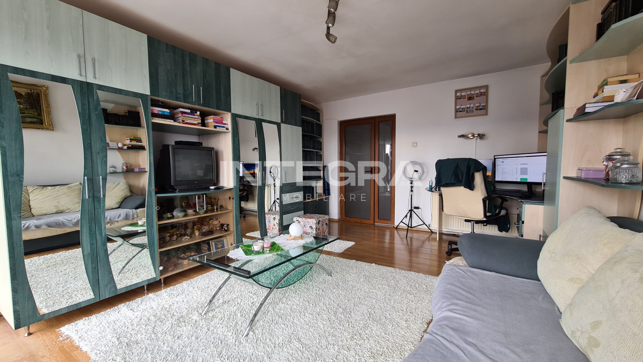 Comision 0! Vand Casa cu 2000 MP teren, View Superb, Zona Exclusivita