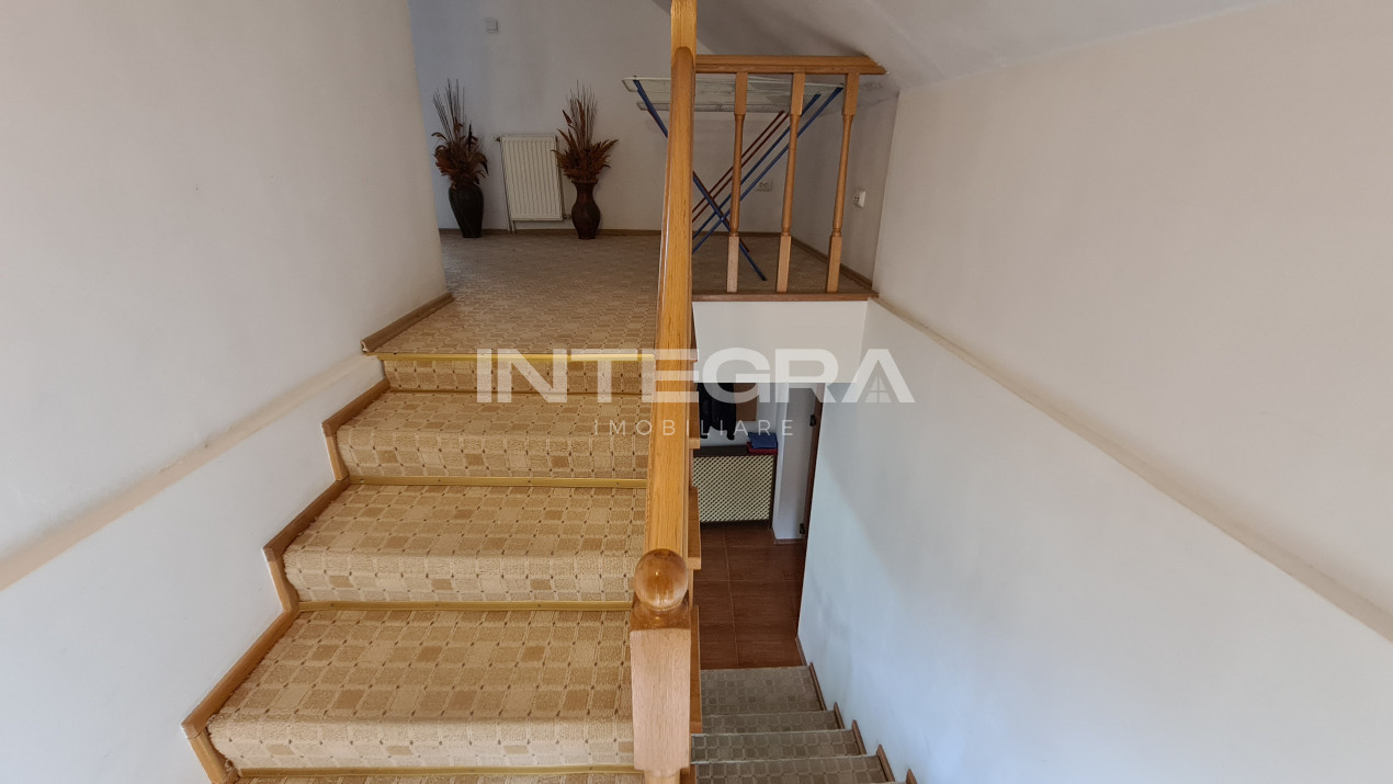 Comision 0! Vand Casa cu 2000 MP teren, View Superb, Zona Exclusivita