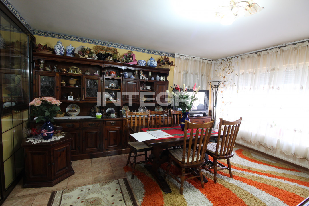 Exclusivitate! Comision 0! Vand Unitate de Duplex, 4 Camere, Floresti