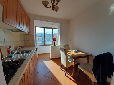 Vand 2 Camere Centru, Langa McDonalds, Orientare Vestica