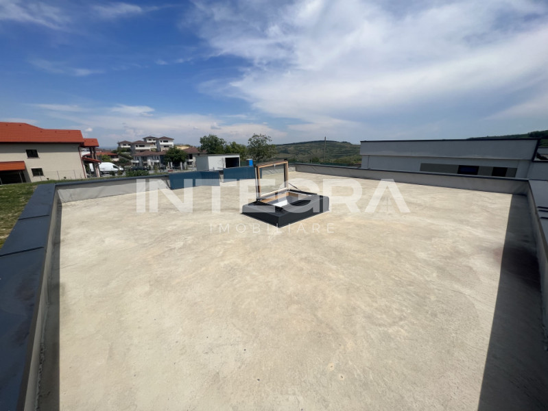 Fara Comision, Casa Tip Duplex Cu Terasa 40 Mp si View Panoramic, Borhanci 