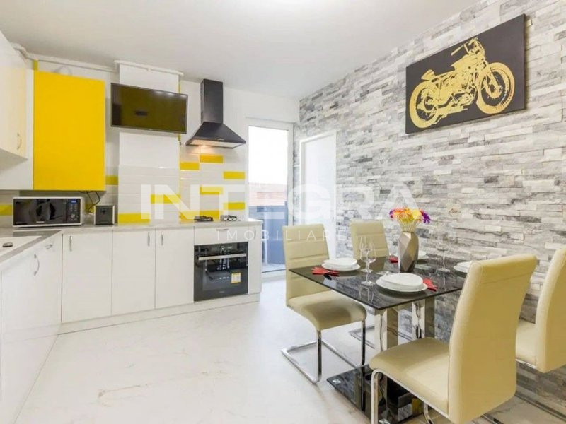 Apartament LUX cu 2 Dormitoare in bloc Nou si cu Parcare Centru