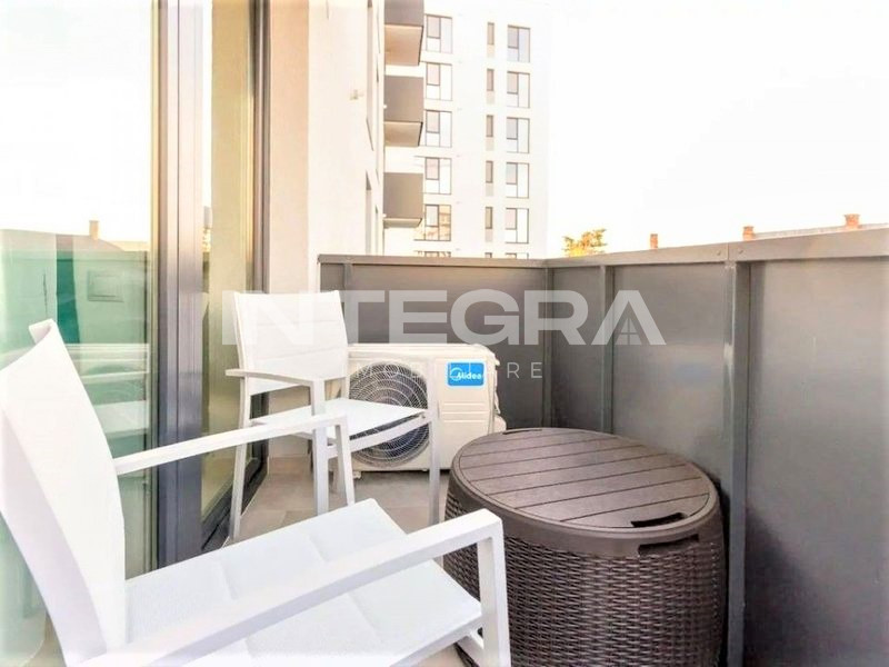Apartament LUX cu 2 Dormitoare in bloc Nou si cu Parcare Centru