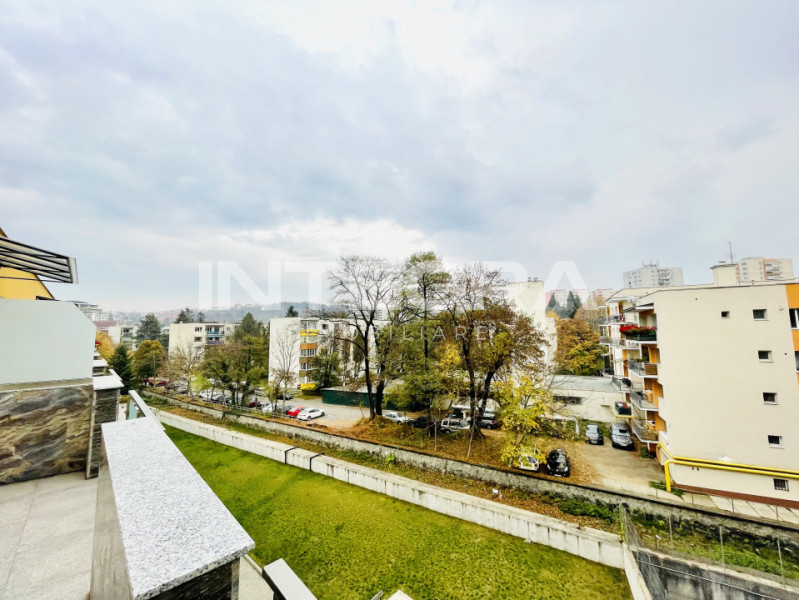 Inchiriez Apartament De Lux, Doua Camere, Strada Salcamului