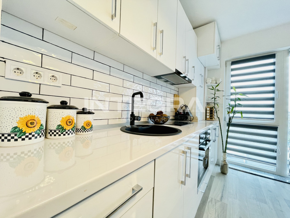 Vand Apartament Lux | 2 Camere | Doua Locuri De Parcare Subterana | Zona IRA